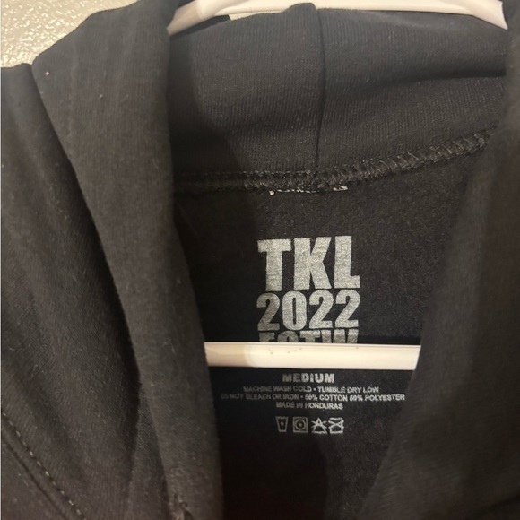 NEW The Kid Laroi End Of The World Tour 2022 Hoodie Adult Medium Black TKL EOTW - Picture 3 of 6